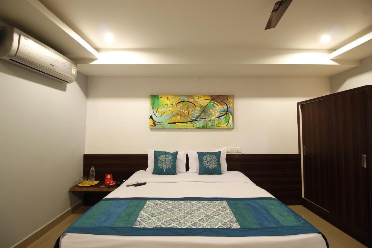 Nova Pride Hotel Hyderabad Esterno foto